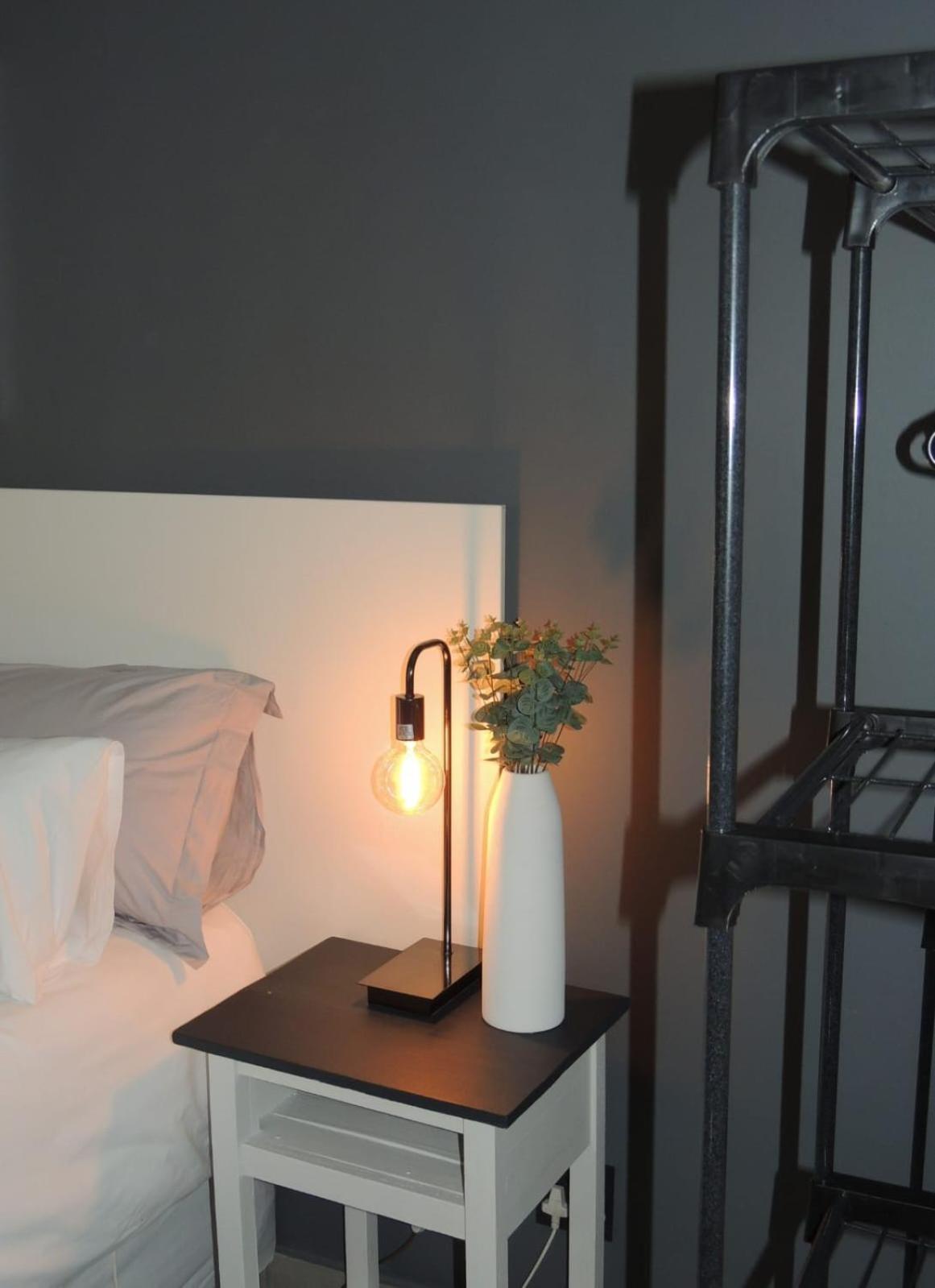 The Lantern Guesthouse Bloemfontein Esterno foto