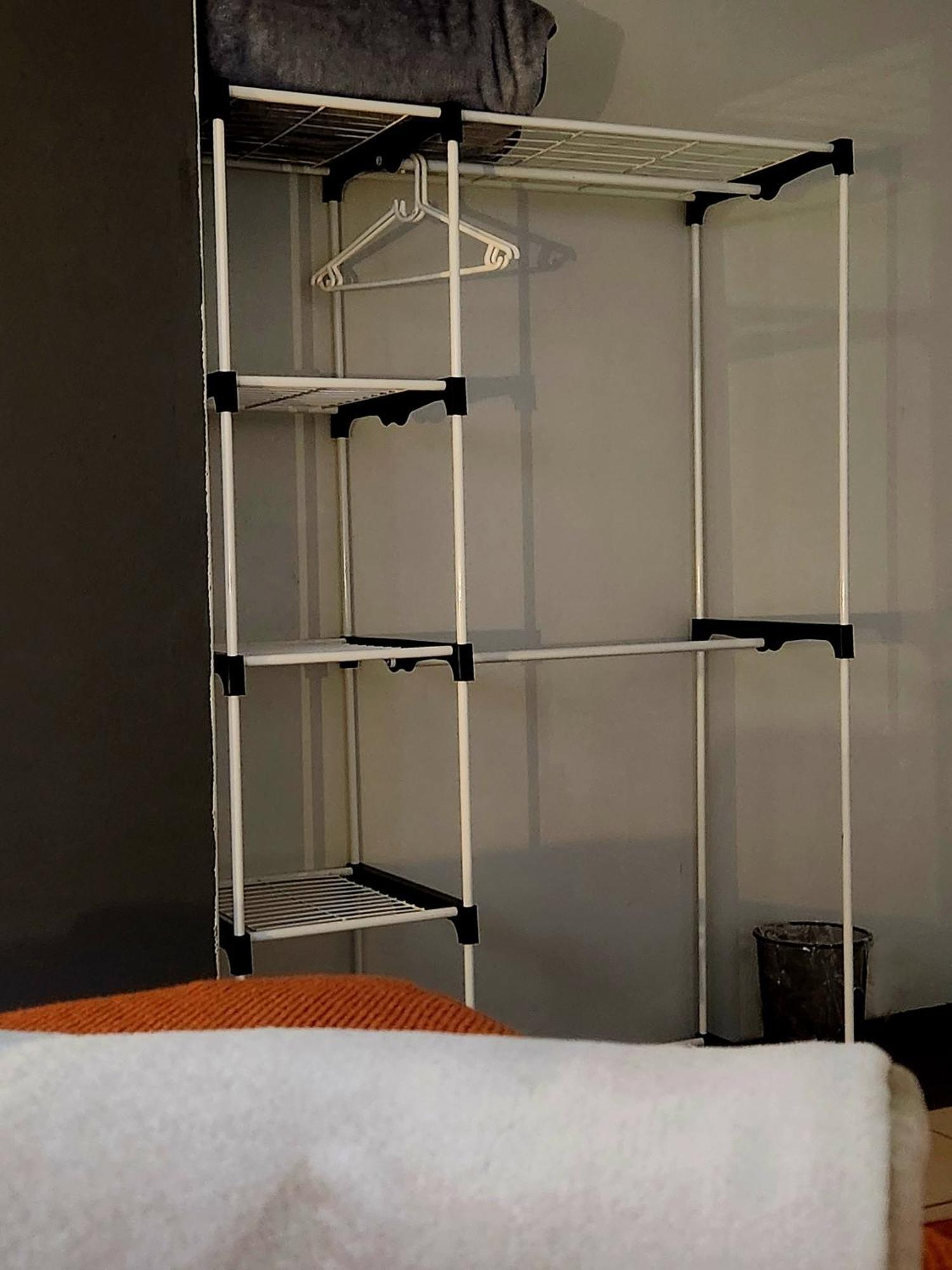 The Lantern Guesthouse Bloemfontein Esterno foto