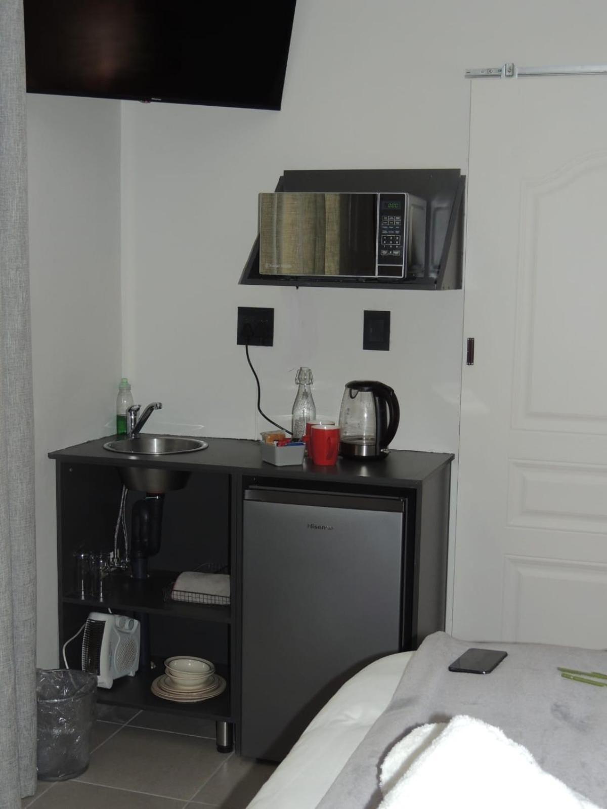 The Lantern Guesthouse Bloemfontein Esterno foto